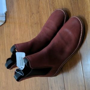 Davinci barefoot style leather Chelsea boots